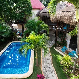 Uolis Nah *** Tulum